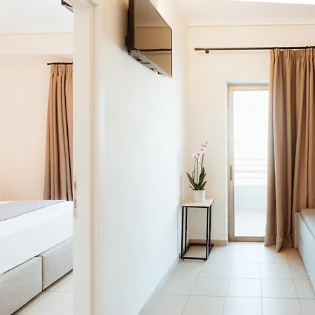 Aqua Beachfront Elegant 3*