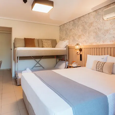 Aqua Beachfront Elegant Olympiakí Aktí