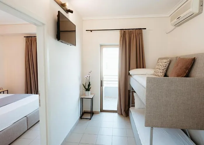 Aqua Beachfront Elegant 3*