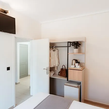 Aqua Beachfront Elegant