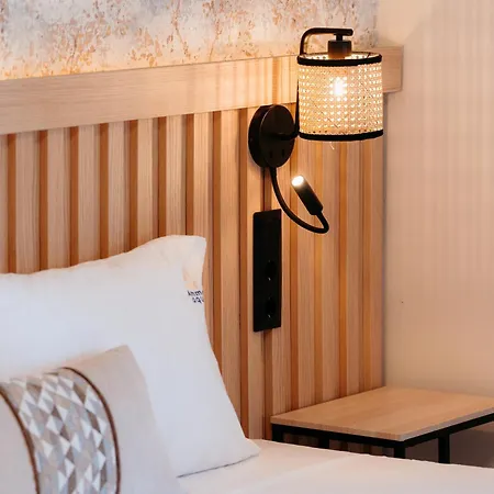 מלון Aqua Beachfront Elegant