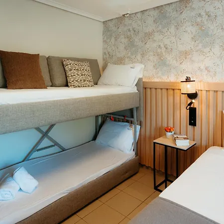 Aqua Beachfront Elegant 3*