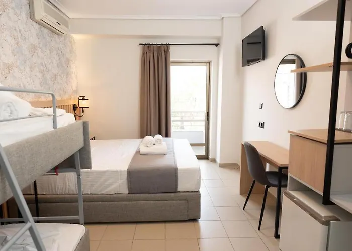 Hotel Aqua Beachfront Elegant