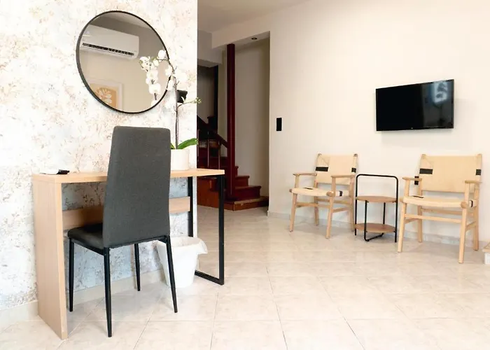 Aqua Beachfront Elegant