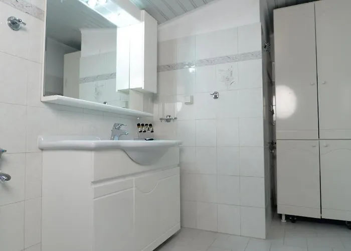 Hotel Aqua Beachfront Elegant