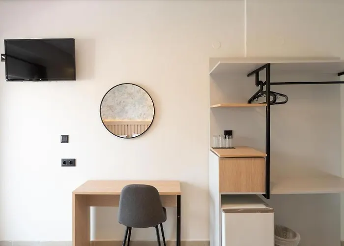 Aqua Beachfront Elegant Hotel 3*