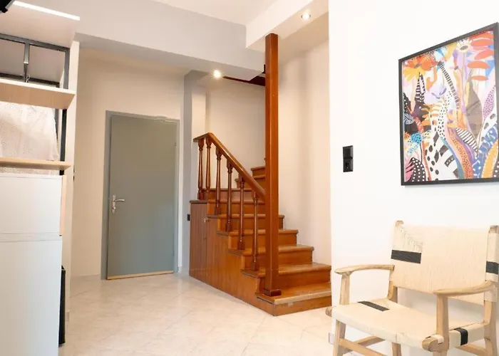 Aqua Beachfront Elegant Hotel Olympiakí Aktí